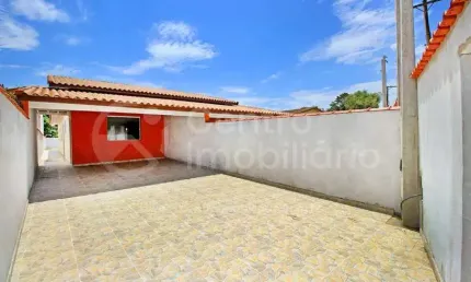 Casa à venda com 3 quartos em peruíbe, no bairro estancia antonio novaes