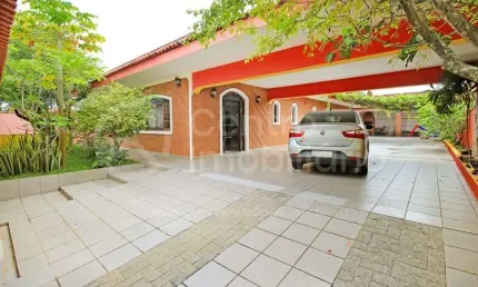 CASA à venda com 5 quartos em Peruíbe, no bairro Balneario Barra de Jangada