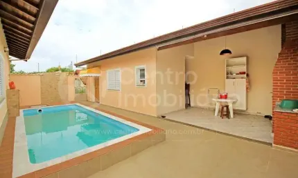 CASA à venda com 3 quartos em Peruíbe, no bairro Cidade Nova Peruíbe