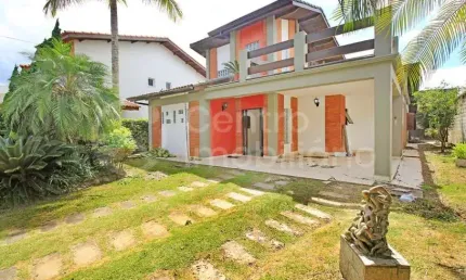 Casa à venda com 3 quartos em peruíbe, no bairro bougainvillee ii