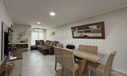 APARTAMENTO à venda com 3 quartos (3 suítes) em Peruíbe, no bairro Centro