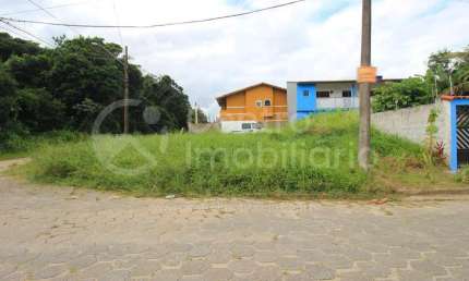 TERRENO à venda em Peruíbe, no bairro Balneario Sao Joao Batista