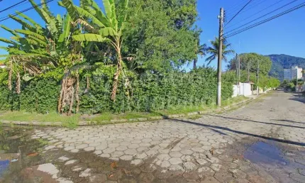 Terreno à venda no Centro, Peruíbe 