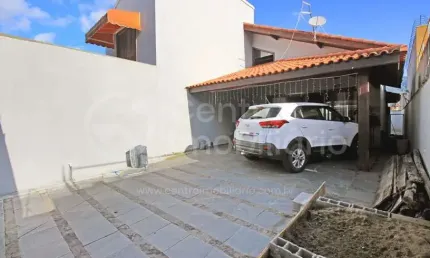 CASA à venda com 5 quartos em Peruíbe, no bairro Stella Maris