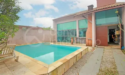 CASA à venda com piscina e 5 quartos em Peruíbe, no bairro Parque Balneario Oasis