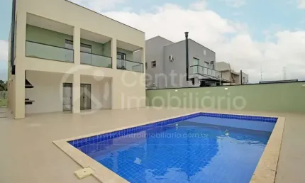 CASA à venda com piscina e 5 quartos em Peruíbe, no bairro Residencial Bosque Três Marias