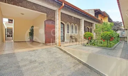 CASA à venda com 3 quartos em Peruíbe, no bairro Stella Maris