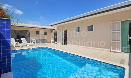 CASA à venda com piscina e 4 quartos em Peruíbe, no bairro Cidade Nova Peruíbe