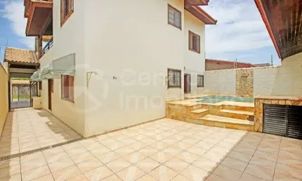 CASA à venda com piscina e 4 quartos em Peruíbe, no bairro Cidade Nova Peruíbe