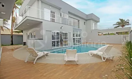 CASA à venda com piscina e 5 quartos em Peruíbe, no bairro Bougainvillee V