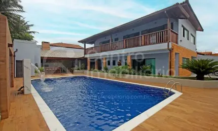 CASA à venda com piscina e 5 quartos em Peruíbe, no bairro Jardim Icaraiba