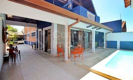 CASA à venda com piscina e 4 quartos em Peruíbe, no bairro Cidade Nova Peruíbe