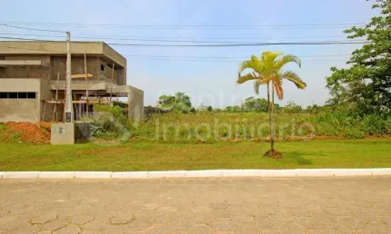 TERRENO à venda em Peruíbe, no bairro Bougainvillee V
