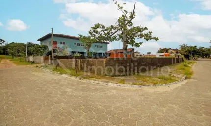 Terreno à venda no Guaraú, Peruíbe 