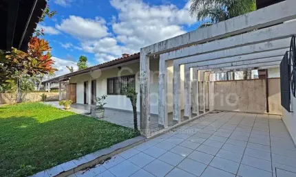 CASA à venda com 3 quartos em Peruíbe, no bairro Jardim Imperador