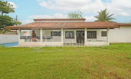 CASA à venda com 4 quartos em Peruíbe, no bairro Parque Balneario Oasis