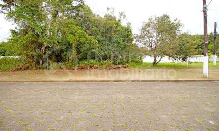 TERRENO à venda em Peruíbe, no bairro Bougainvillee V
