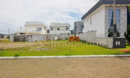 TERRENO à venda em Peruíbe, no bairro Residencial Flora Rica