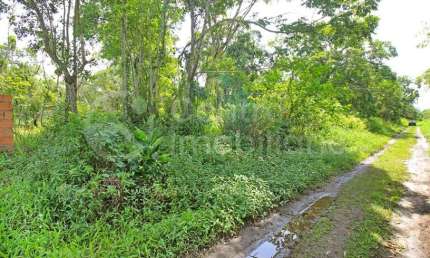TERRENO à venda em Peruíbe, no bairro Jardim Marcia