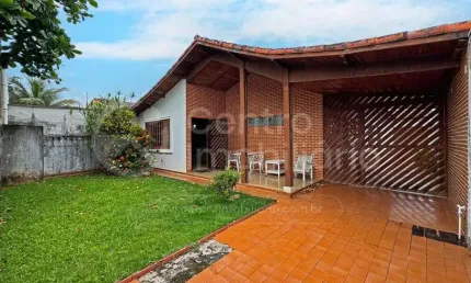 CASA à venda com 3 quartos em Peruíbe, no bairro Cidade Nova Peruíbe