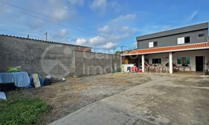 CASA à venda com 4 quartos em Peruíbe, no bairro Cidade Balneária Nova Peruíbe