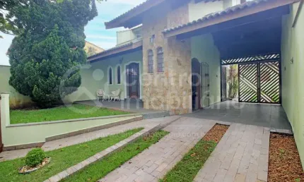 CASA à venda com 4 quartos em Peruíbe, no bairro Estancia Sao Jose