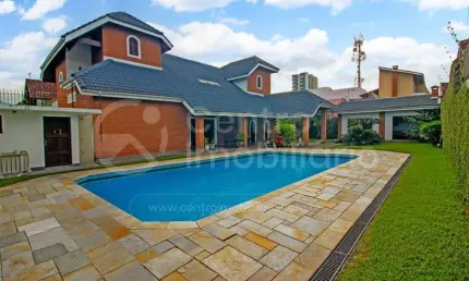 CASA à venda com piscina e 6 quartos em Peruíbe, no bairro Stella Maris