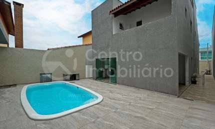 CASA à venda com piscina e 4 quartos em Peruíbe, no bairro Cidade Nova Peruíbe