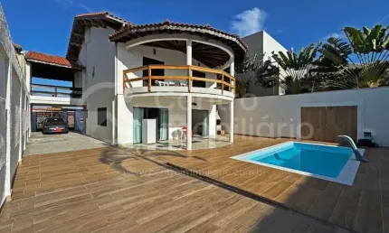 CASA à venda com piscina e 6 quartos em Peruíbe, no bairro Maria H Novaes