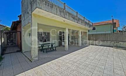 CASA à venda com 3 quartos em Peruíbe, no bairro Balneario Barra de Jangada