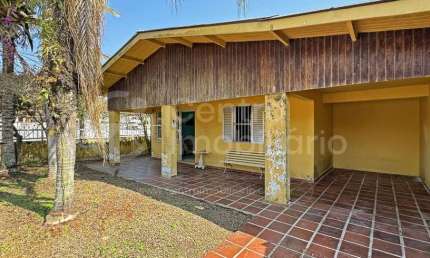 CASA à venda com 2 quartos em Peruíbe, no bairro Jardim Ribamar