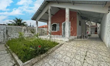 CASA à venda com 3 quartos em Peruíbe, no bairro Cidade Nova Peruíbe