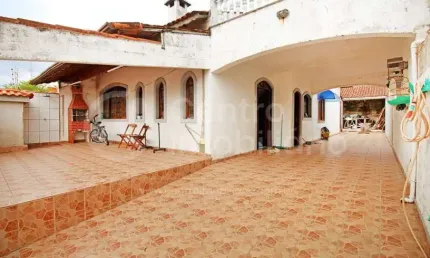 CASA à venda com 4 quartos em Peruíbe, no bairro Balneario Josedy