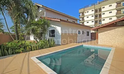 CASA à venda com piscina e 4 quartos em Peruíbe, no bairro Estancia Balnearia Convento Velho