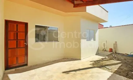 CASA à venda com 2 quartos em Peruíbe, no bairro Parque D Aville