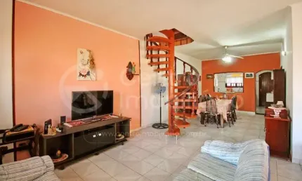 CASA à venda com 3 quartos em Peruíbe, no bairro Balneário Casa Blanca