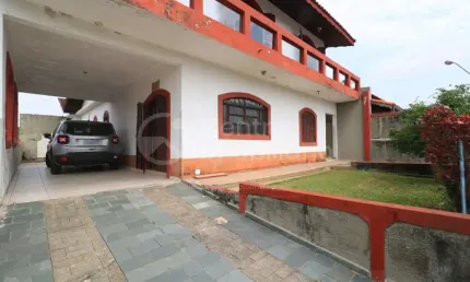 CASA à venda com 4 quartos em Peruíbe, no bairro Parque Balneario Oasis