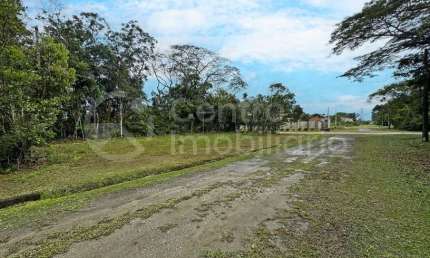TERRENO à venda em Peruíbe, no bairro Jardim Sao Luiz