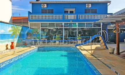 CASA à venda com piscina e 4 quartos em Peruíbe, no bairro Balneario Florida