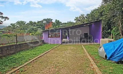 CASA à venda com 1 quartos em Peruíbe, no bairro Quinta do Guarau