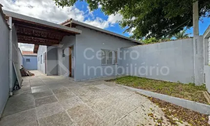 Casa à venda com 2 quartos em peruíbe, no bairro jardim ribamar