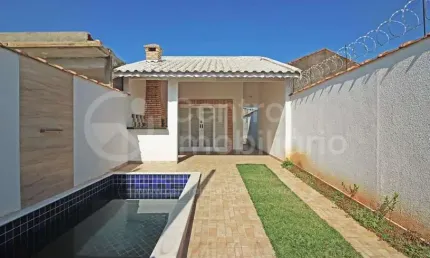 CASA à venda com piscina e 2 quartos em Peruíbe, no bairro Parque D Aville