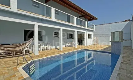 CASA à venda com piscina e 4 quartos em Peruíbe, no bairro Cidade Nova Peruíbe