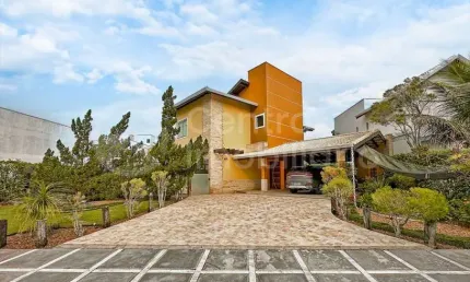 CASA à venda com 3 quartos em Peruíbe, no bairro Jd Tres Marias