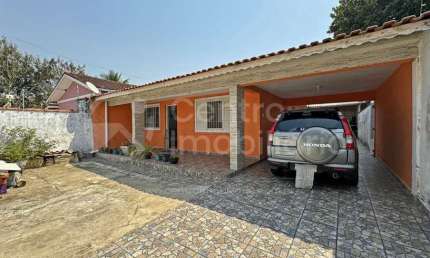 CASA à venda com 2 quartos em Peruíbe, no bairro Balneario Josedy