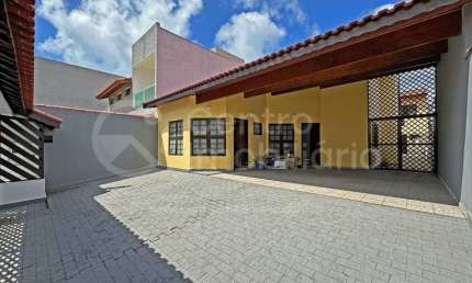 CASA à venda com 2 quartos em Peruíbe, no bairro Cidade Nova Peruíbe