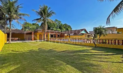 Casa à venda com piscina e 2 quartos em peruíbe, no bairro jardim dos prados