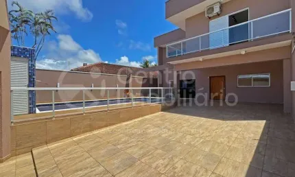 CASA à venda com piscina e 5 quartos em Peruíbe, no bairro Estancia Balnearia Convento Velho