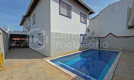 CASA à venda com piscina e 7 quartos em Peruíbe, no bairro Cidade Nova Peruíbe