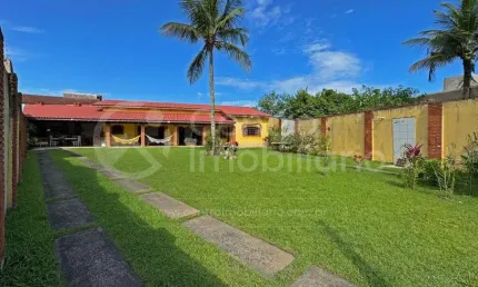 CASA à venda com 2 quartos em Peruíbe, no bairro Cidade Nova Peruíbe